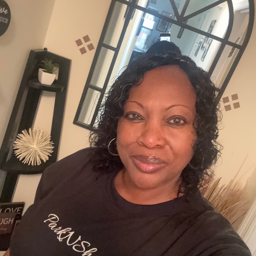 Meet your Posher, Tavia